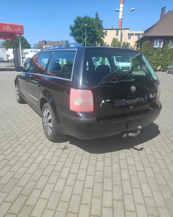 Volkswagen Passat cena 6900 przebieg: 292209, rok produkcji 2002 z Piła małe 22